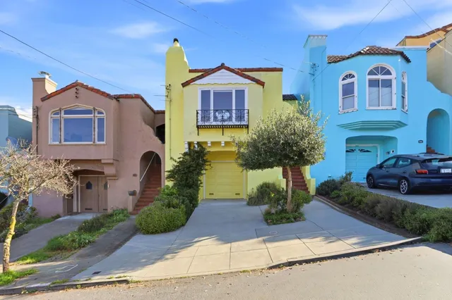 2674 18th Ave, San Francisco, CA 94116