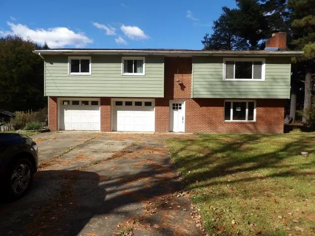 15075 Gilliland Rd, Linesville, PA 16424