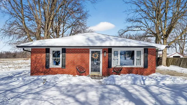 1408 W  60th St, Anderson, IN 46013