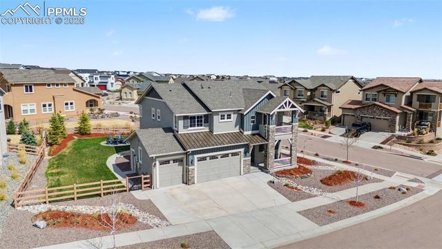 10105 Thrive Ln, Colorado Springs, CO 80924