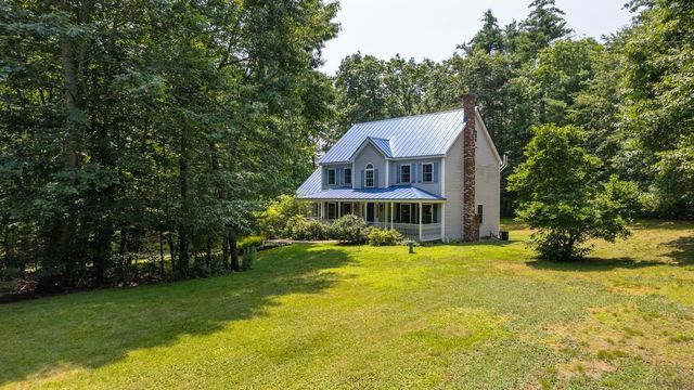 52 Mulberry Lane, Chester, NH 03036