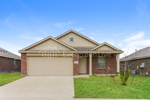 1009 Crestview Dr, Hutchins, TX 75141