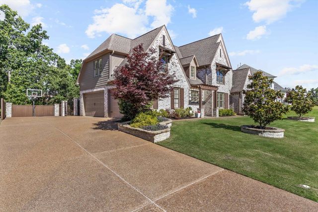 3921 Potter Woods Cv S, Lakeland, TN 38002
