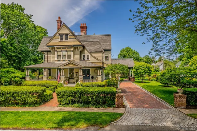 103 Highland Avenue, Northport, NY 11768