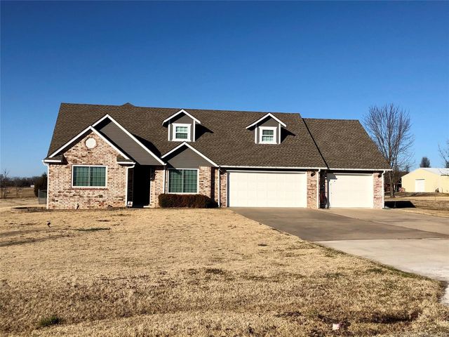 1492 Mill Rd, Fort Gibson, OK 74434