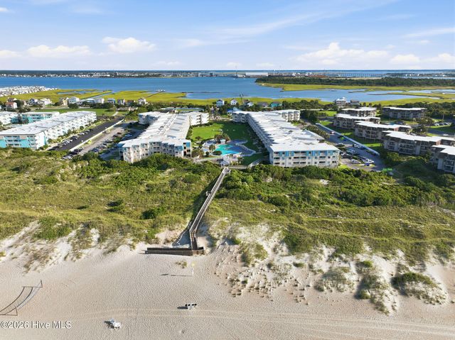 1904 E Fort Macon Road #301, Atlantic Beach, NC 28512