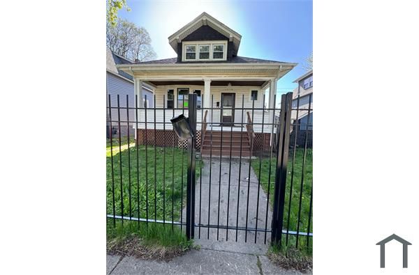 12114 S  Wallace St, Chicago, IL 60628