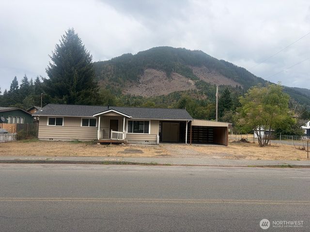 900 Mountain Loop Hwy, Darrington, WA 98241