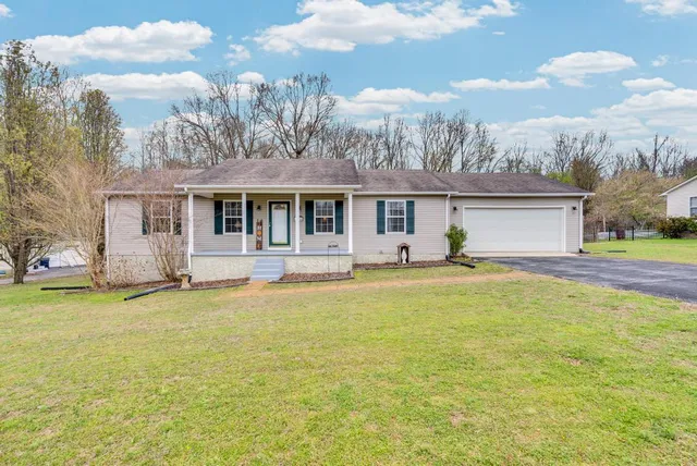234 Walnut Trce, Sparta, TN 38583