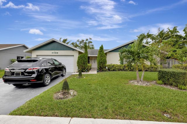 4299 NW 18th Ter, Fort Lauderdale, FL 33309