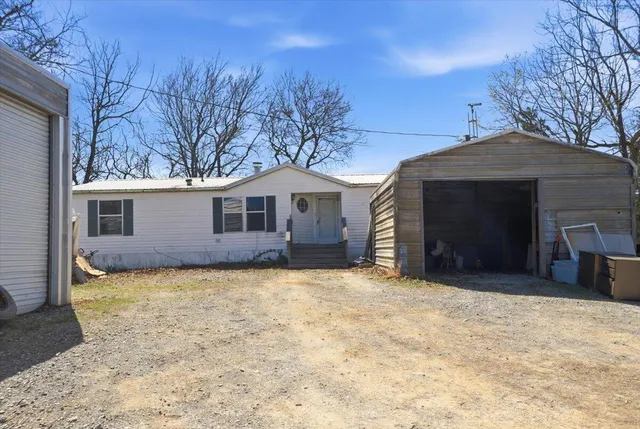 1799 Mellow Rd, Newport, TN 37821