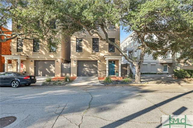 406 W  Wayne St, Savannah, GA 31401