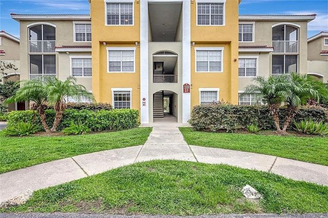 5500 Bentgrass Dr #304, Sarasota, FL 34235