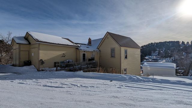 634 Prospect Ave, Lead, SD 57754