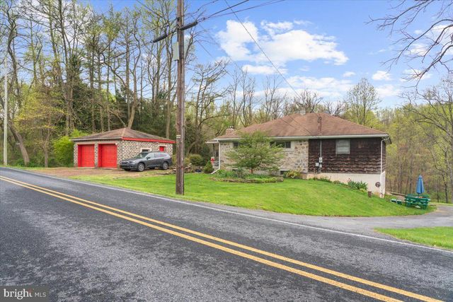 166 Willow Rd, Fleetwood, PA 19522