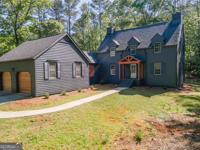 203 Parkway Dr, Peachtree City, GA 30269