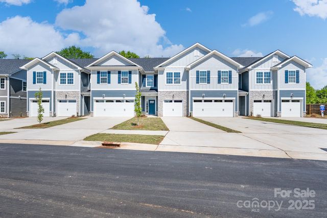 4045 Port Richmond Ave #10, Gastonia, NC 28056