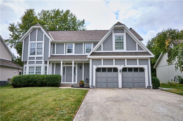 13164 Connell St, Overland Park, KS 66213