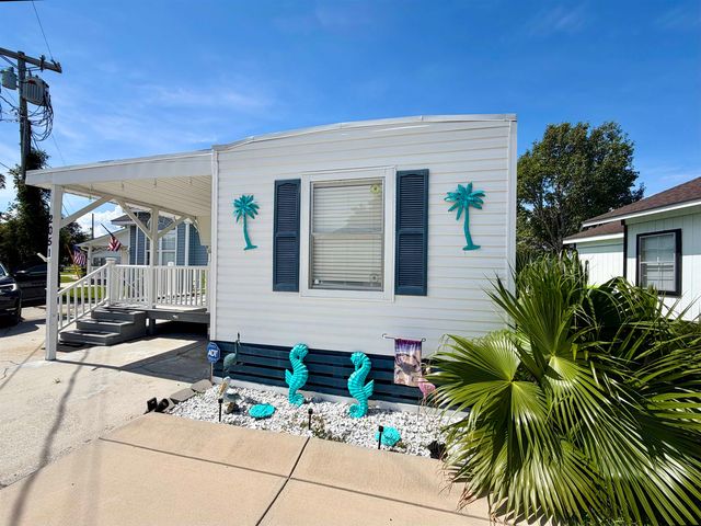 2051 Curlew Dr., Myrtle Beach, SC 29575
