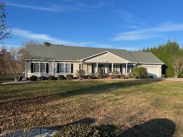 2493 Townfield Dr, Cape Charles, VA 23310