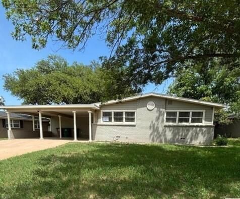 2004 Douglas Dr, San Angelo, TX 76904