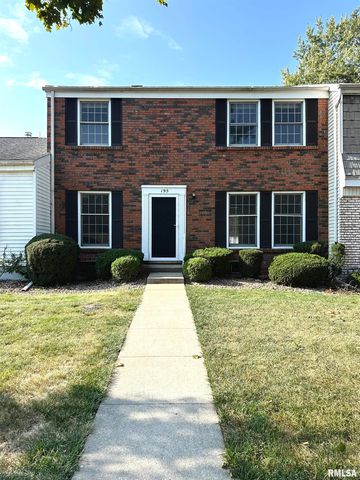 195 Carriage Hl, Macomb, IL 61455