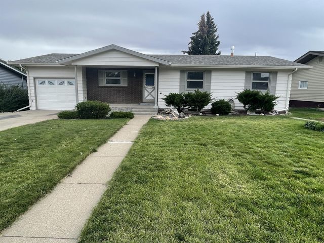 3204 17th Ave S, Great Falls, MT 59405
