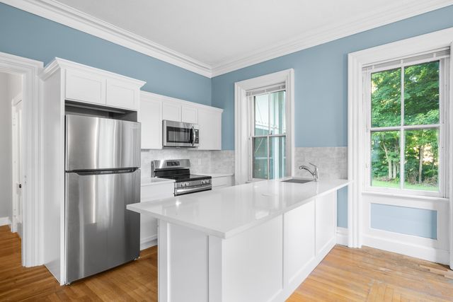 161 Broadway #1, Norwich, CT 06360