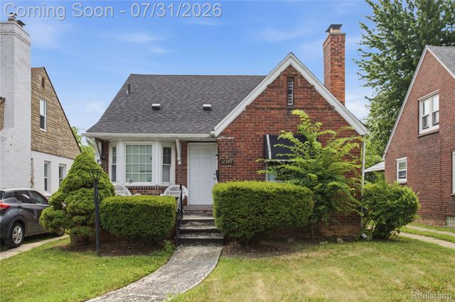 12390 Duchess St, Detroit, MI 48224