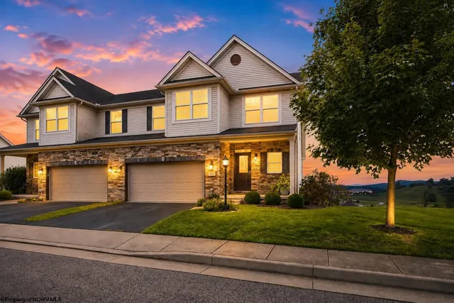 211 Berkshire Cir, Bridgeport, WV 26330
