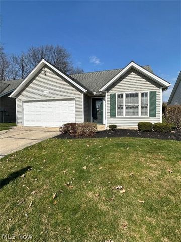 15372 Penny Ln, Middlefield, OH 44062