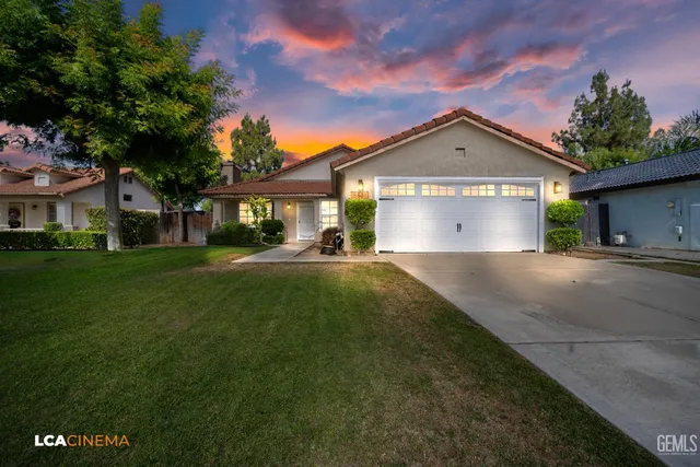 5801 Canoe Ct, Bakersfield, CA 93312