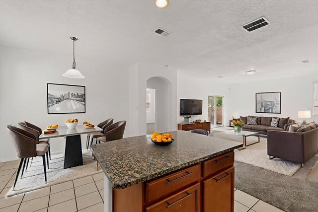 6820 Old Mesa Dr NW, Albuquerque, NM 87120