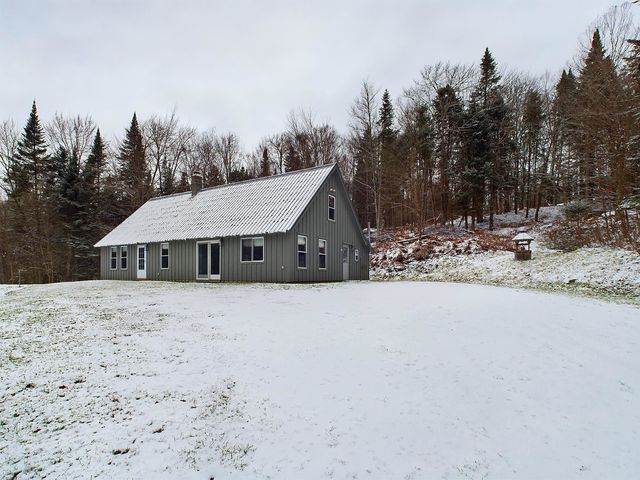 28 Forest Lane, Pittsburg, NH 03592