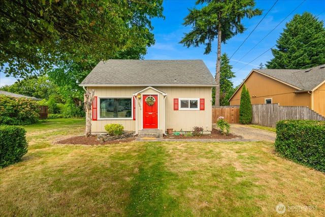 3270 Pine Street, Longview, WA 98632