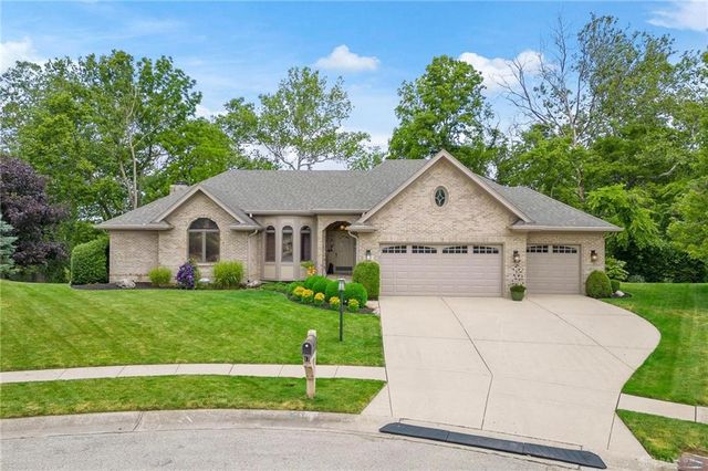 17 Cambray Ct, Miamisburg, OH 45342