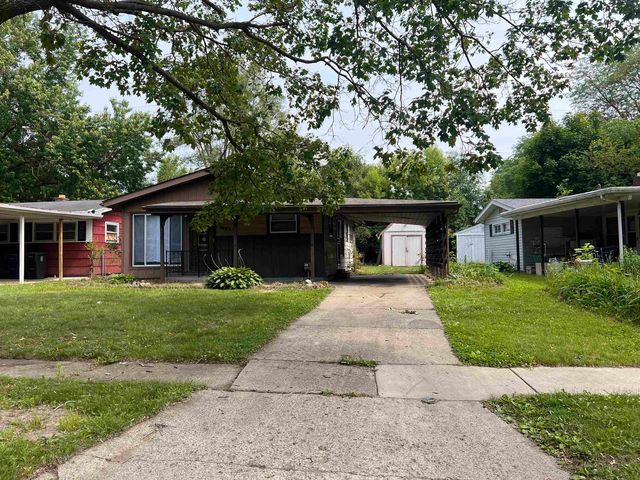1427 Blackberry Ln, Flint, MI 48507