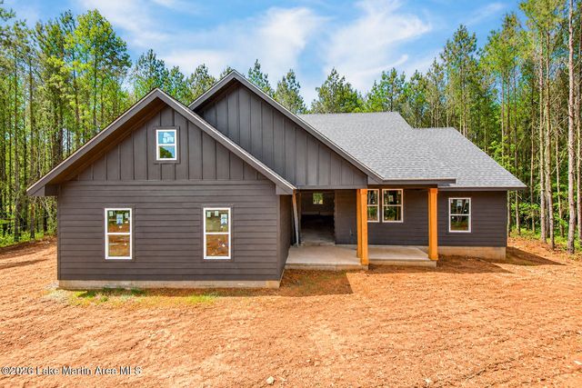 882 Tower St, Daviston, AL 36256