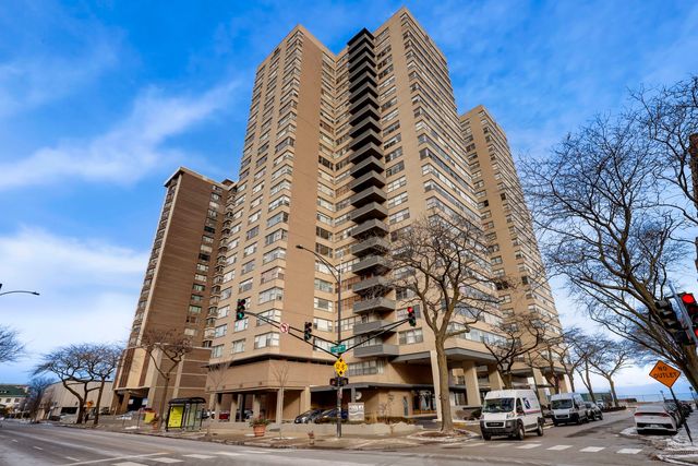 6301 N  Sheridan Rd #25D, Chicago, IL 60660