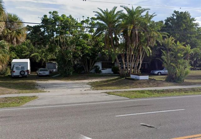 21034 Midway Blvd, Pt Charlotte, FL 33952