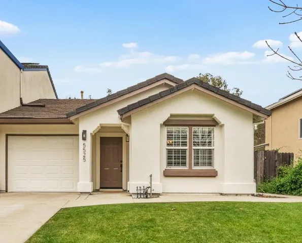 5525 Marden St, Davis, CA 95618