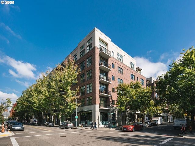 821 NW 11th Ave #611, Portland, OR 97209