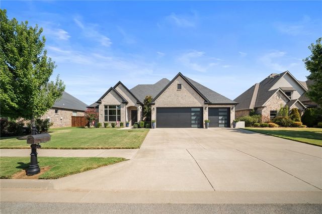 8607 W  Birdsong Ln, Bentonville, AR 72713