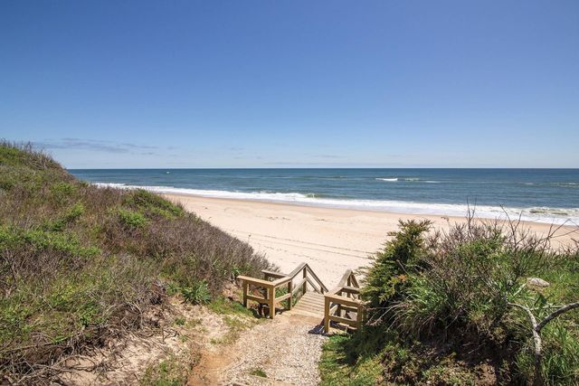 481 Old Montauk Hwy, Montauk, NY 11954