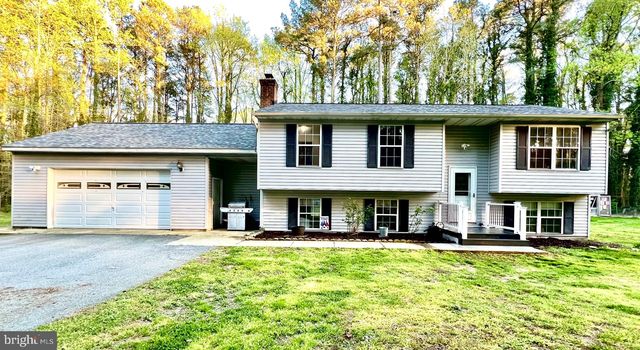 207 Lessin Dr, Lusby, MD 20657
