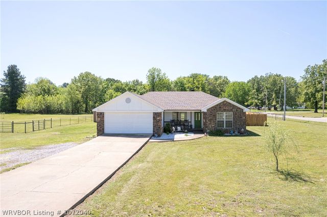 4823 Country Aire Est, Hackett, AR 72937