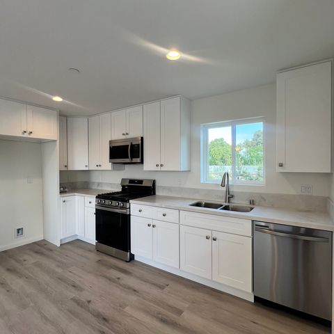 11154 Aster St, Ventura, CA 93004