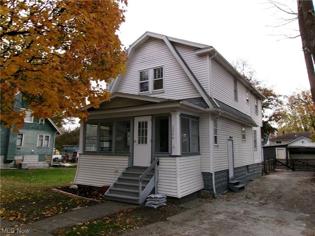 1266 Florida Ave, Akron, OH 44314