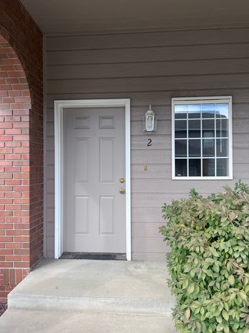 118 S  41st St #2, Yakima, WA 98901