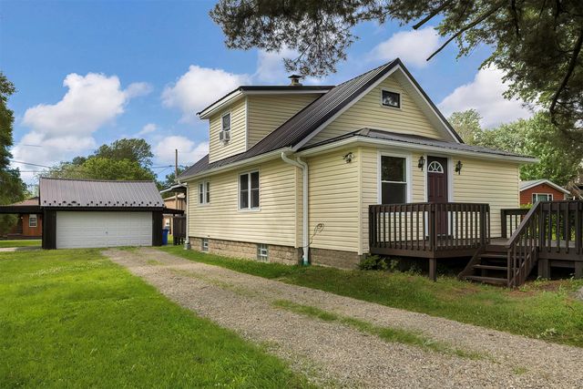 1696 Davis Ave, Erie, PA 16509